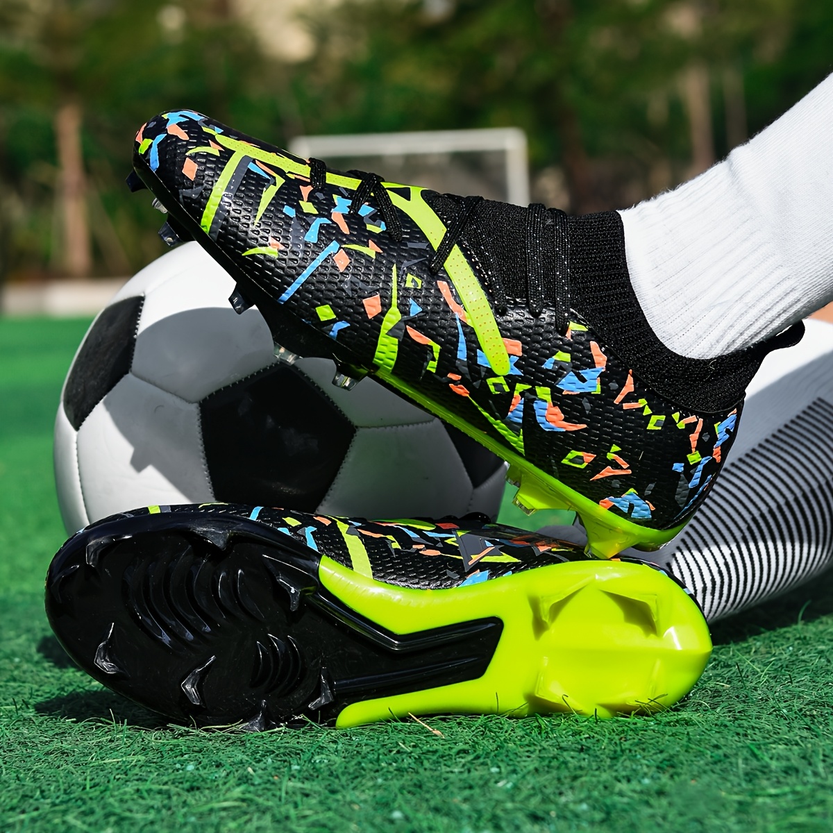 Chaussures basses unisexes aux mentions de terrain mixtes